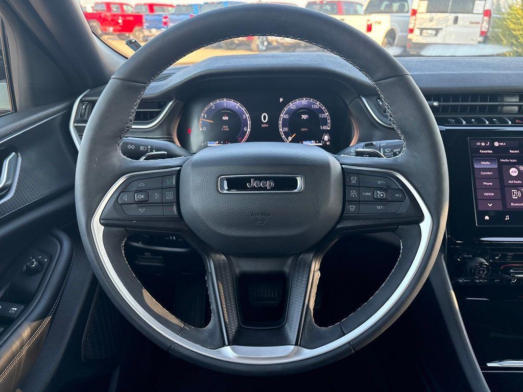 used 2025 Jeep Grand Cherokee L car, priced at $38,602