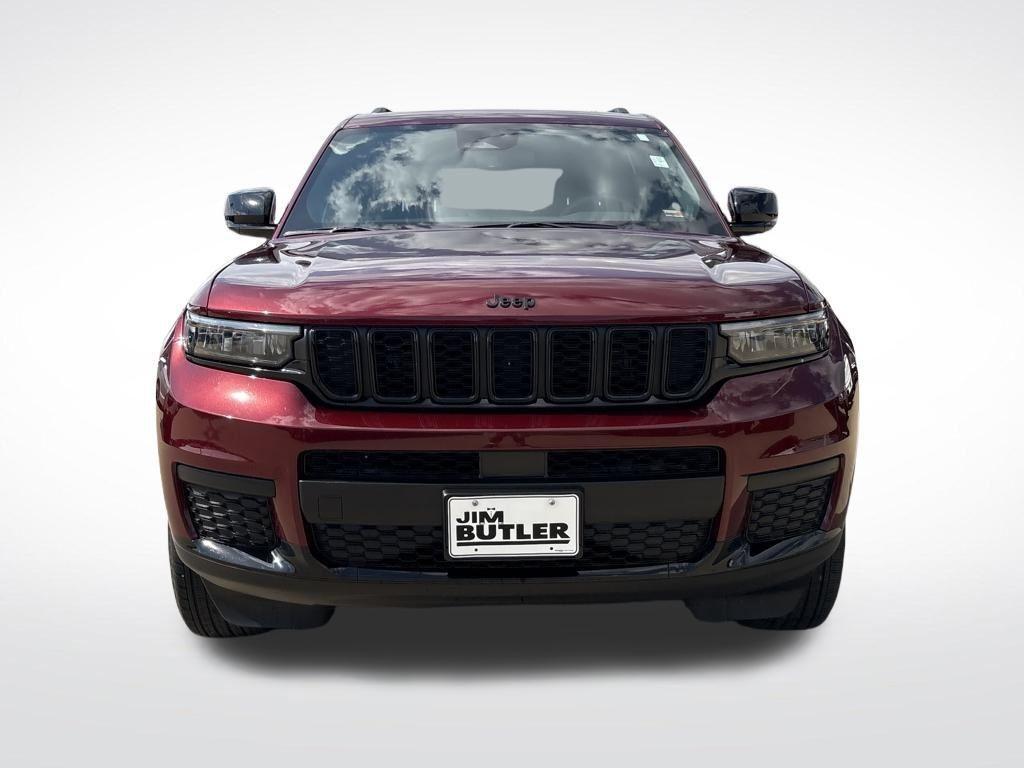 used 2025 Jeep Grand Cherokee L car, priced at $38,602