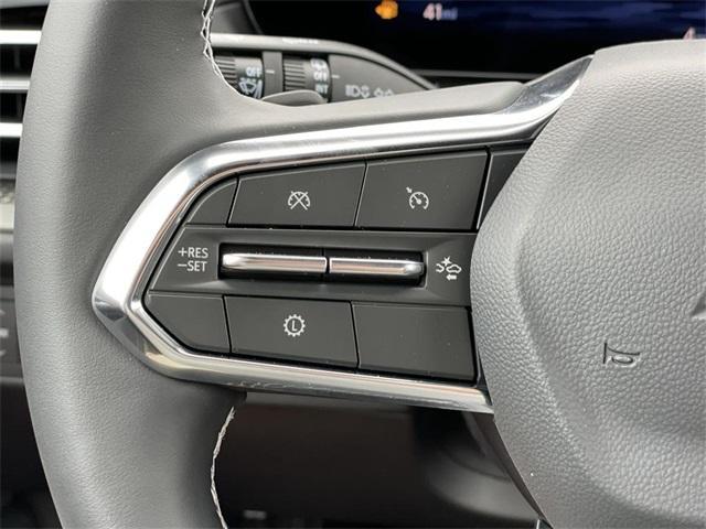 new 2025 Chevrolet Traverse car, priced at $43,195