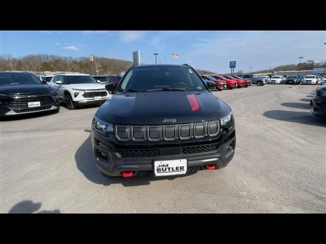 used 2022 Jeep Compass car, priced at $27,321