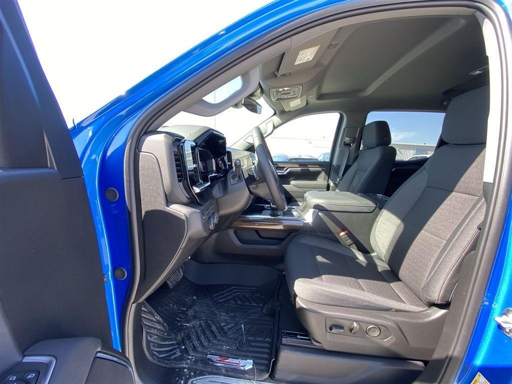 new 2025 Chevrolet Silverado 1500 car, priced at $54,706