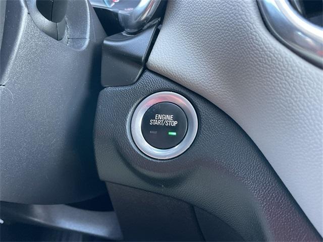 used 2020 Chevrolet Equinox car, priced at $21,033