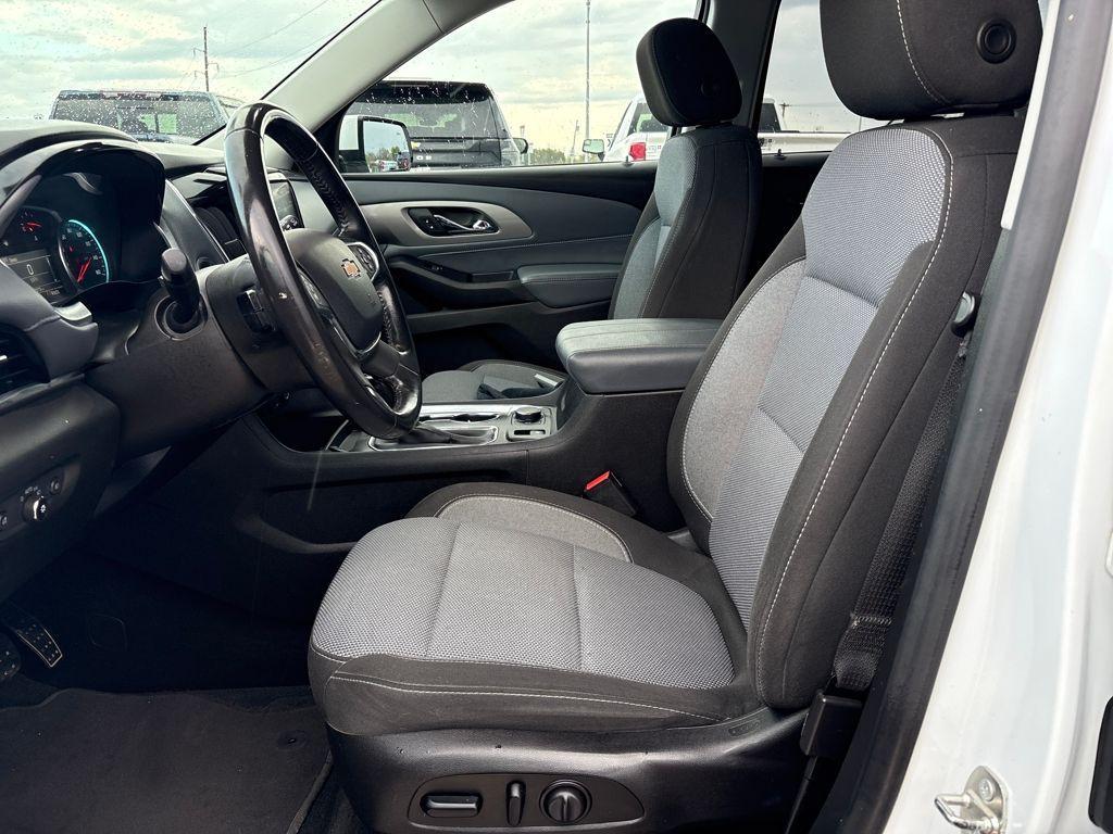 used 2018 Chevrolet Traverse car, priced at $15,353