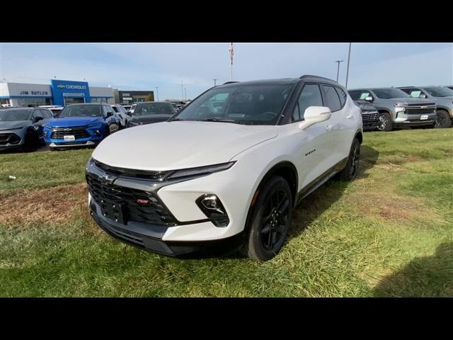 new 2025 Chevrolet Blazer car, priced at $49,648