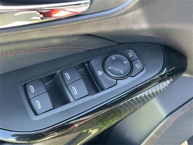 new 2025 Chevrolet Trax car, priced at $26,014