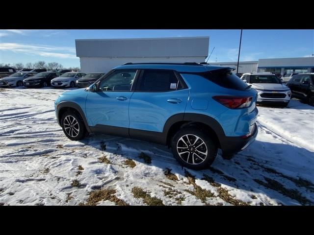 new 2025 Chevrolet TrailBlazer car, priced at $27,775