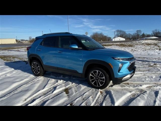 new 2025 Chevrolet TrailBlazer car, priced at $27,775