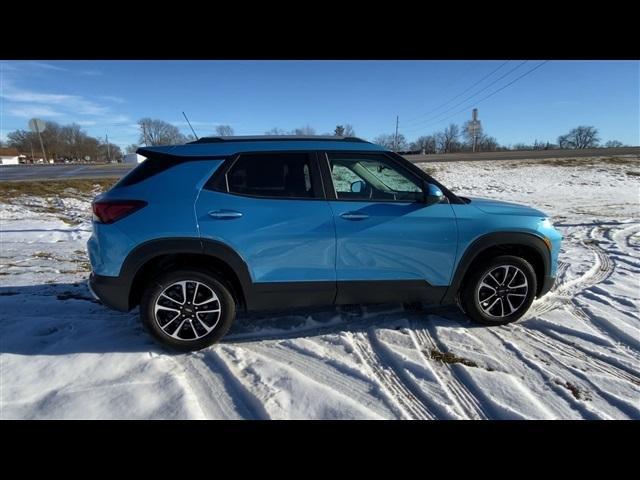 new 2025 Chevrolet TrailBlazer car, priced at $27,775