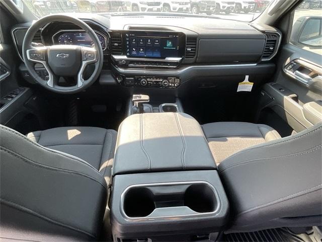 new 2025 Chevrolet Silverado 1500 car, priced at $47,060