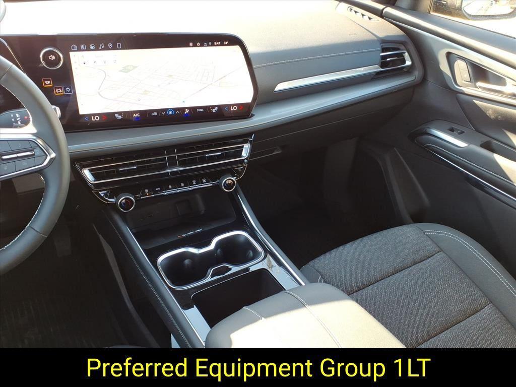 new 2026 Chevrolet Traverse car, priced at $42,460