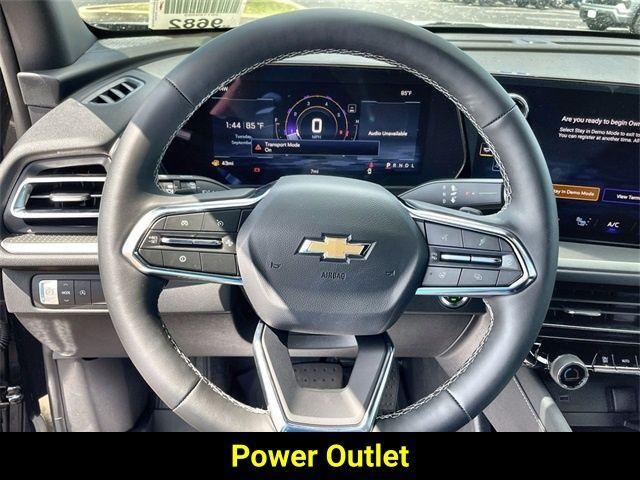 new 2026 Chevrolet Traverse car, priced at $42,460