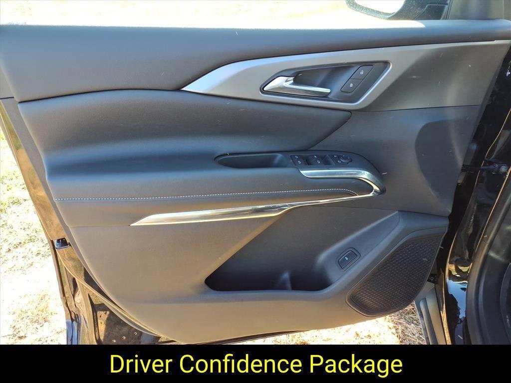 new 2026 Chevrolet Traverse car, priced at $42,460