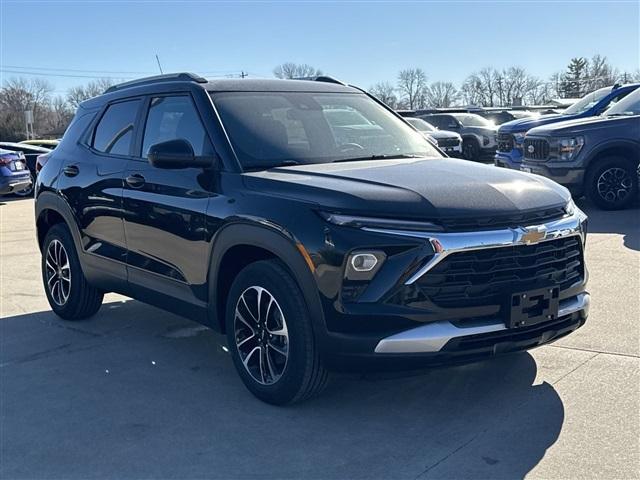 new 2025 Chevrolet TrailBlazer car, priced at $27,048