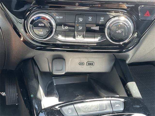 new 2025 Chevrolet Trax car, priced at $27,474