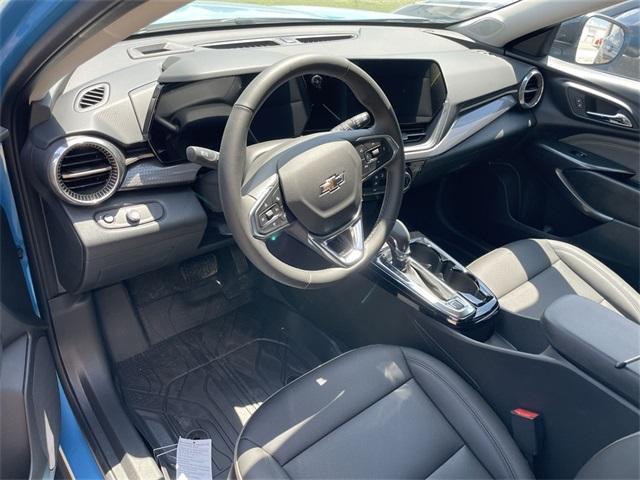 new 2025 Chevrolet Trax car, priced at $26,641