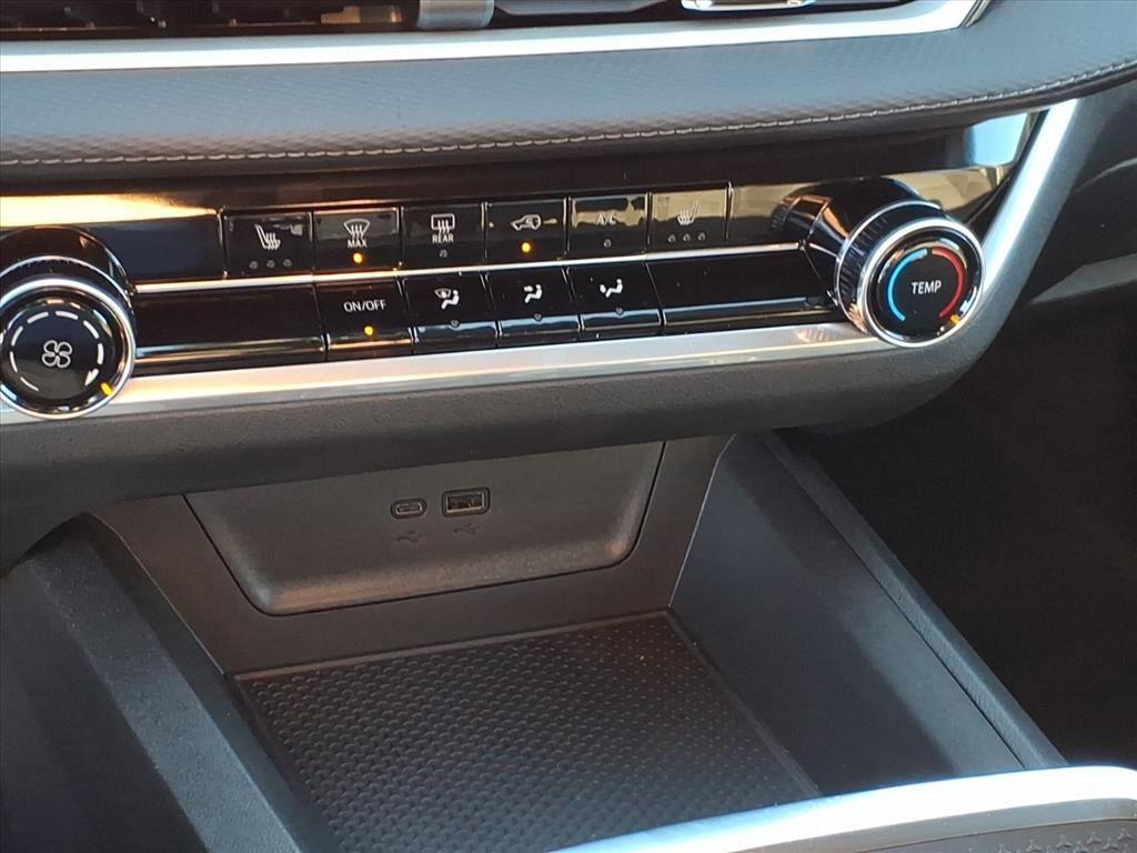 new 2026 Chevrolet Equinox car, priced at $27,864