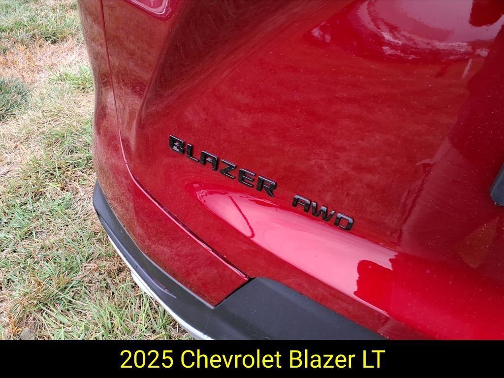 new 2025 Chevrolet Blazer car, priced at $40,390