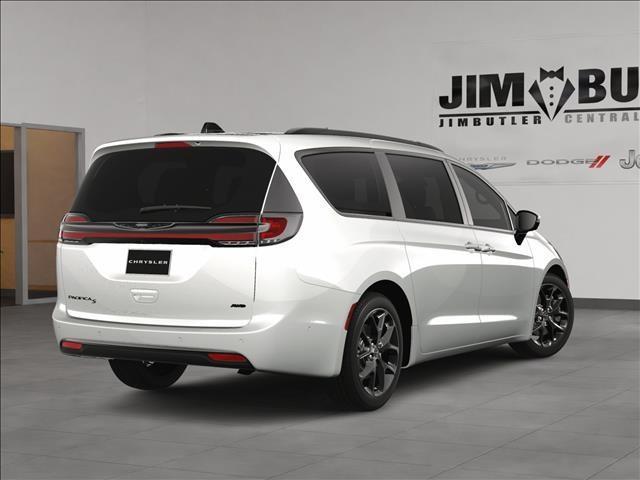 new 2024 Chrysler Pacifica car, priced at $38,492