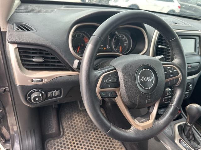 used 2016 Jeep Cherokee car, priced at $15,218
