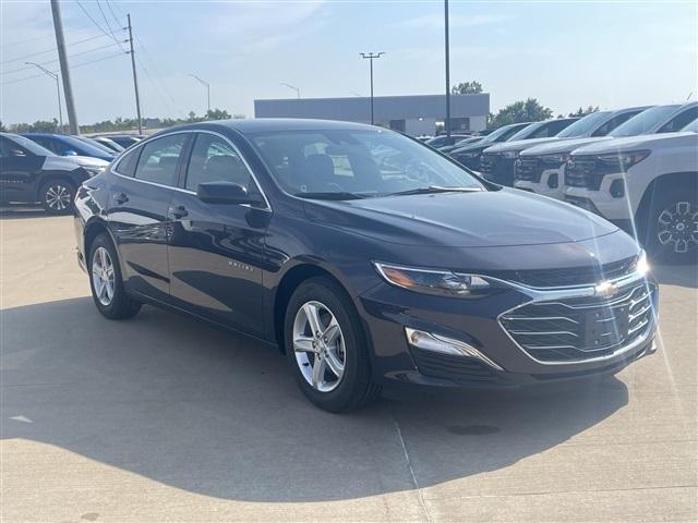 new 2025 Chevrolet Malibu car, priced at $25,170