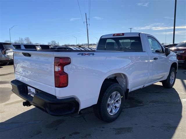 new 2025 Chevrolet Silverado 1500 car, priced at $40,233