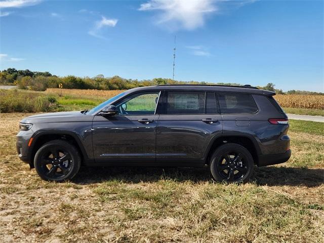 new 2025 Jeep Grand Cherokee L car, priced at $45,234