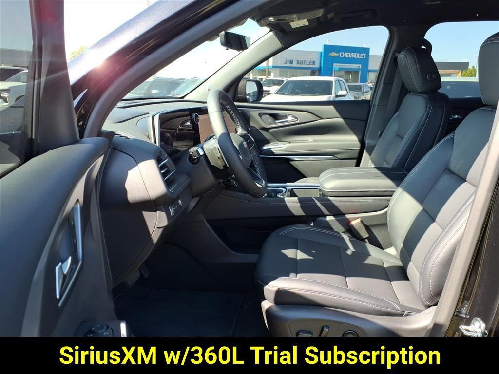 new 2026 Chevrolet Traverse car, priced at $43,293