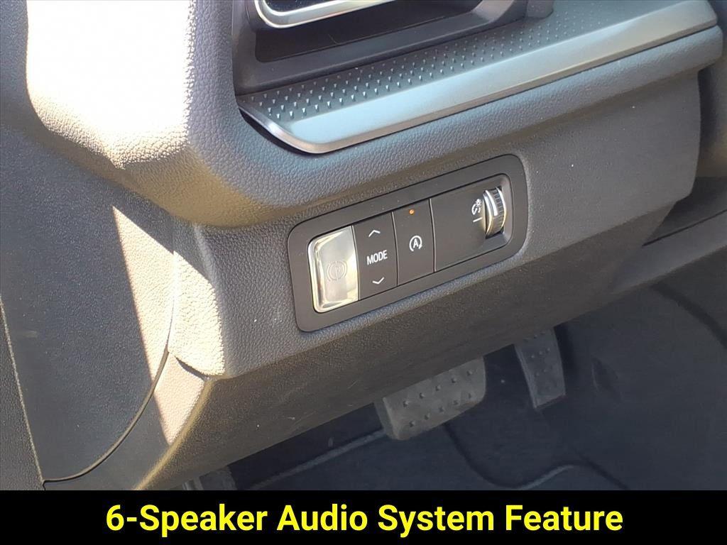 new 2026 Chevrolet Traverse car, priced at $43,293