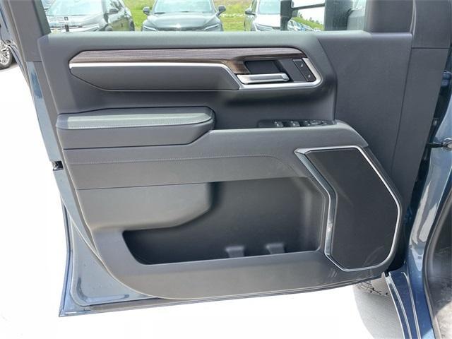 new 2025 Chevrolet Silverado 2500 car, priced at $68,478