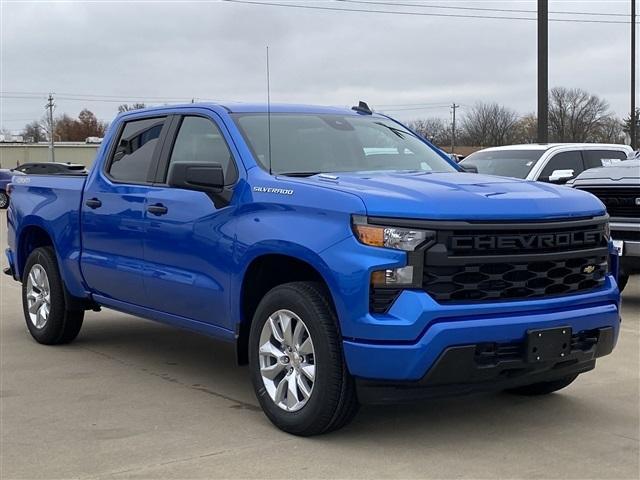 new 2025 Chevrolet Silverado 1500 car, priced at $42,312