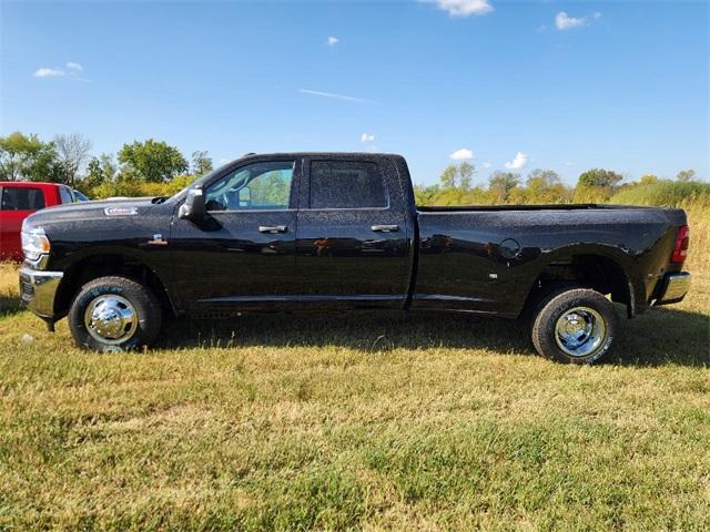 new 2024 Ram 3500 car, priced at $63,651