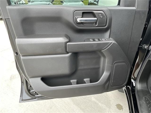 new 2025 Chevrolet Silverado 1500 car, priced at $41,586