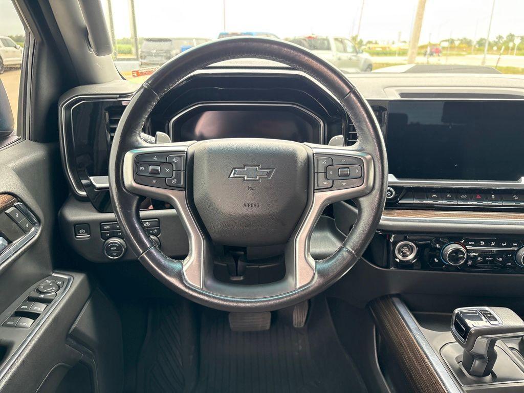 used 2022 Chevrolet Silverado 1500 car, priced at $39,626
