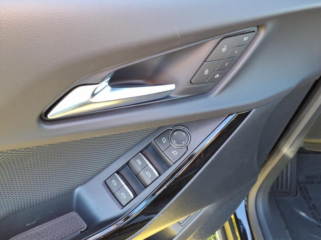 new 2026 Chevrolet Equinox car, priced at $33,935