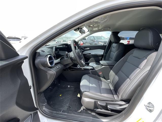 new 2025 Chevrolet Trax car, priced at $25,044