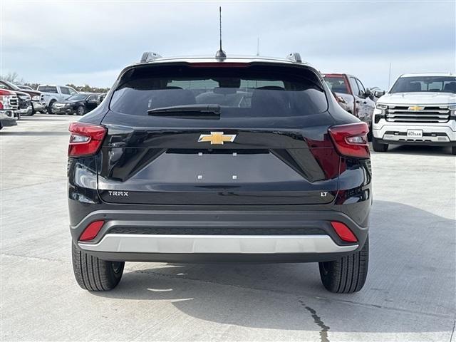 new 2025 Chevrolet Trax car, priced at $24,088