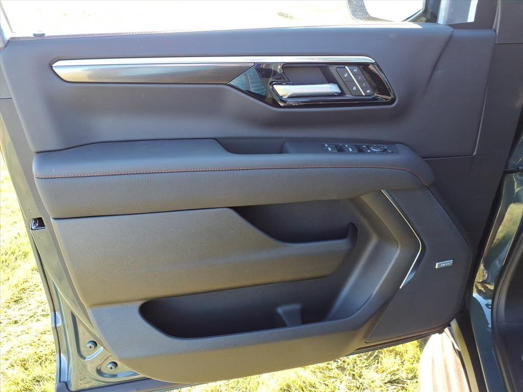 new 2026 Chevrolet Suburban car, priced at $82,541