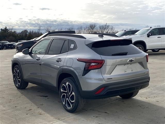 new 2025 Chevrolet Trax car, priced at $26,117