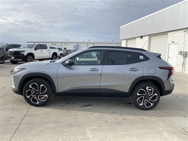 new 2025 Chevrolet Trax car, priced at $26,117