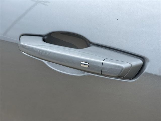 new 2025 Chevrolet Traverse car, priced at $44,940