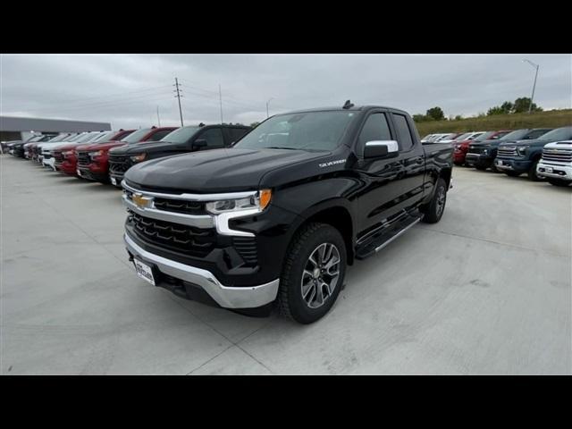 new 2025 Chevrolet Silverado 1500 car, priced at $50,598