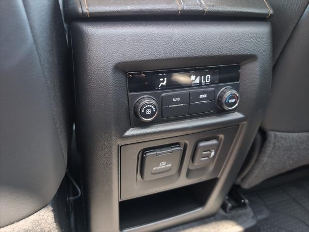 used 2021 Chevrolet Traverse car, priced at $31,202