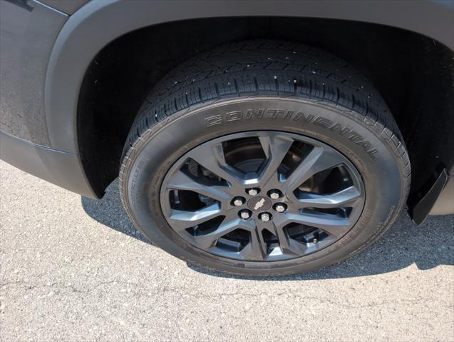 used 2021 Chevrolet Traverse car, priced at $31,202