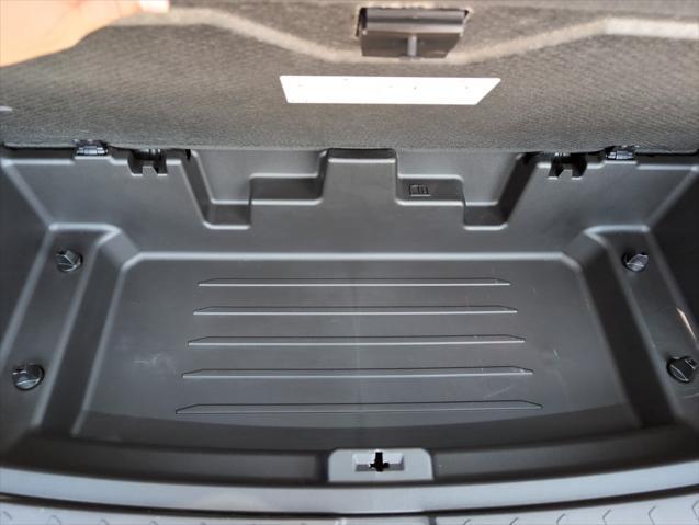 used 2021 Chevrolet Traverse car, priced at $31,202