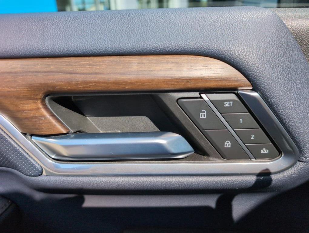 used 2024 Chevrolet Silverado 3500 car, priced at $75,359