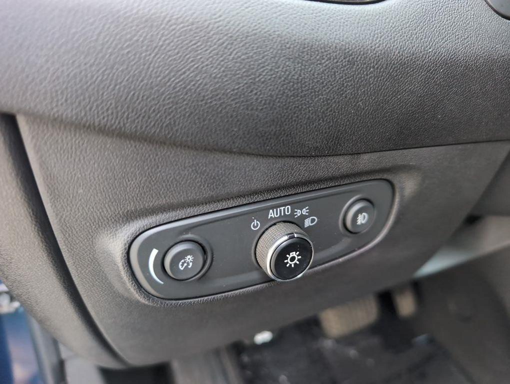 used 2020 Chevrolet Equinox car, priced at $15,998