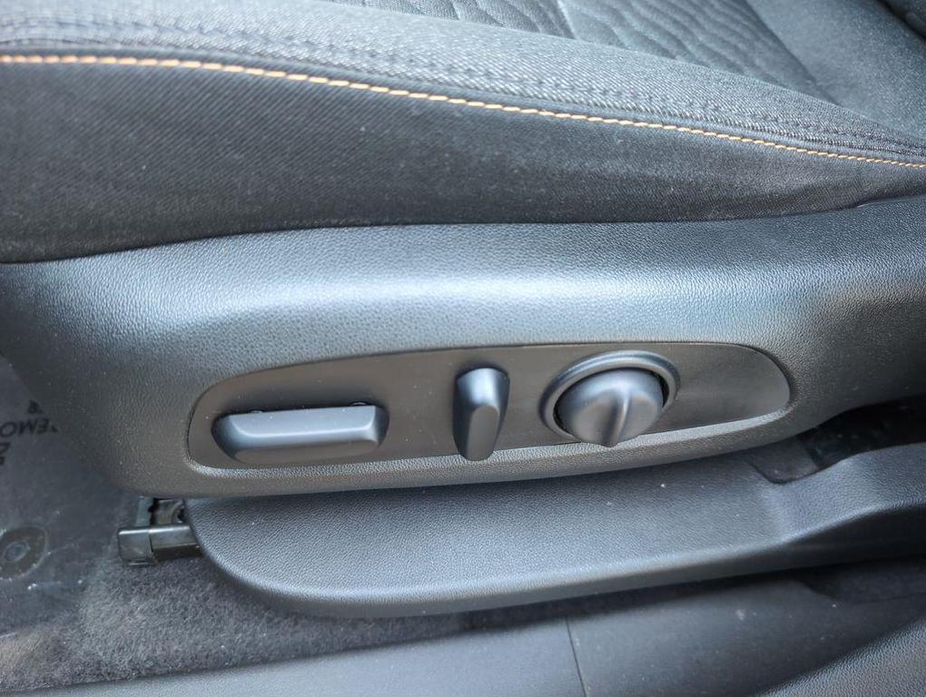 used 2020 Chevrolet Equinox car, priced at $15,998