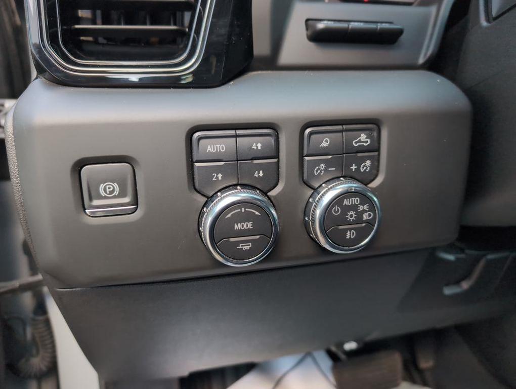 used 2024 GMC Sierra 2500 car, priced at $75,500