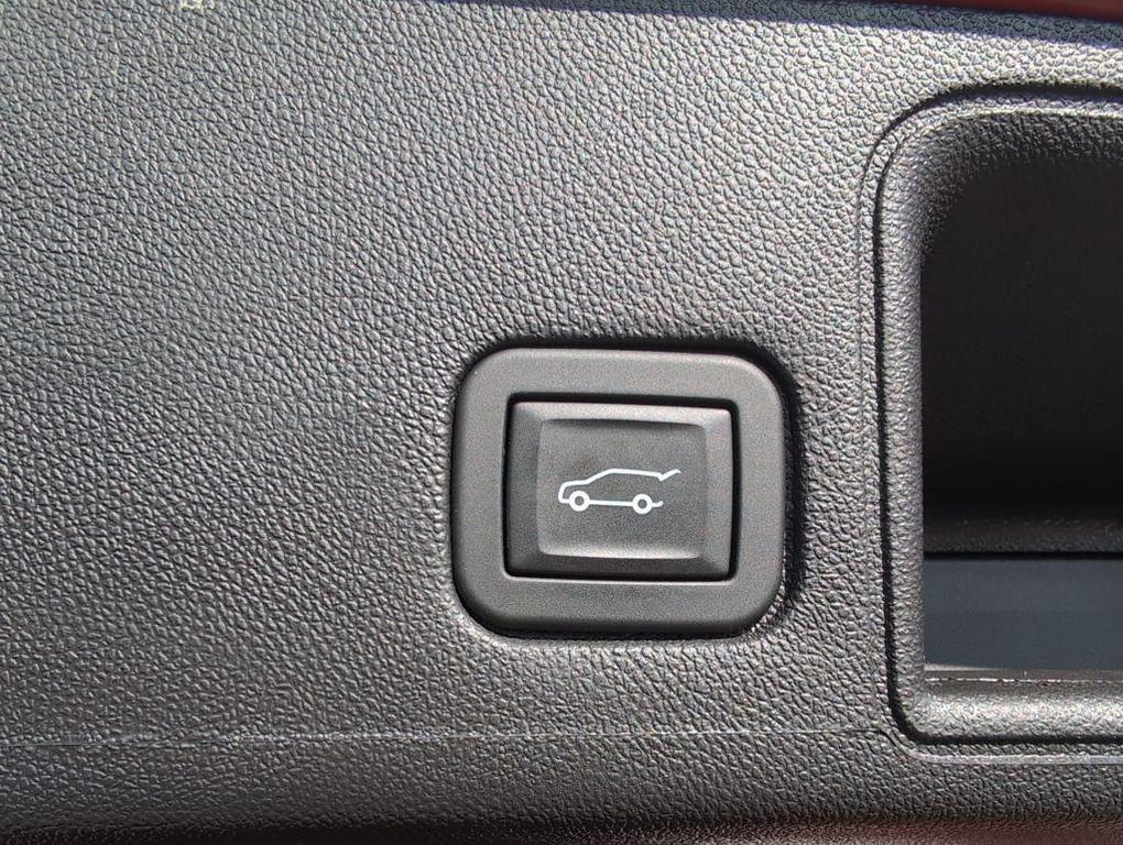 used 2024 GMC Terrain car, priced at $29,244