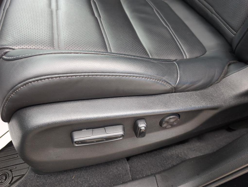 used 2022 Honda CR-V car, priced at $28,447